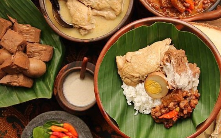 Menguak Kearifan Lokal Filosofi Di Balik Manisnya Gudeg Yogyakarta